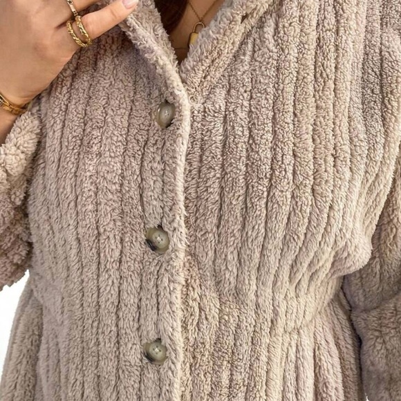 Teddy Style Faux Fur Button Up Coat - Picture 6 of 8